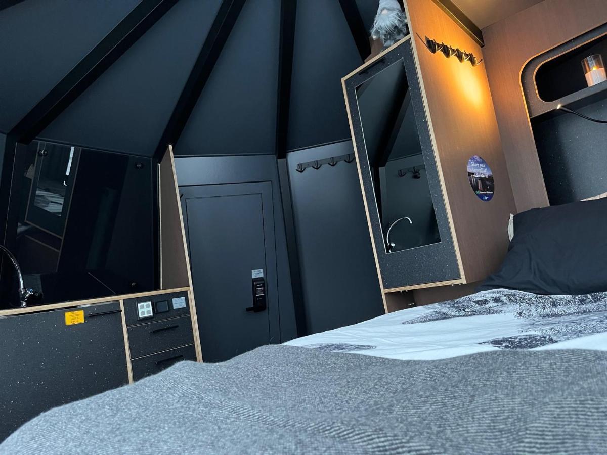 Vikajaervi Lake View Experience Igloos Rovaniemi Exterior photo