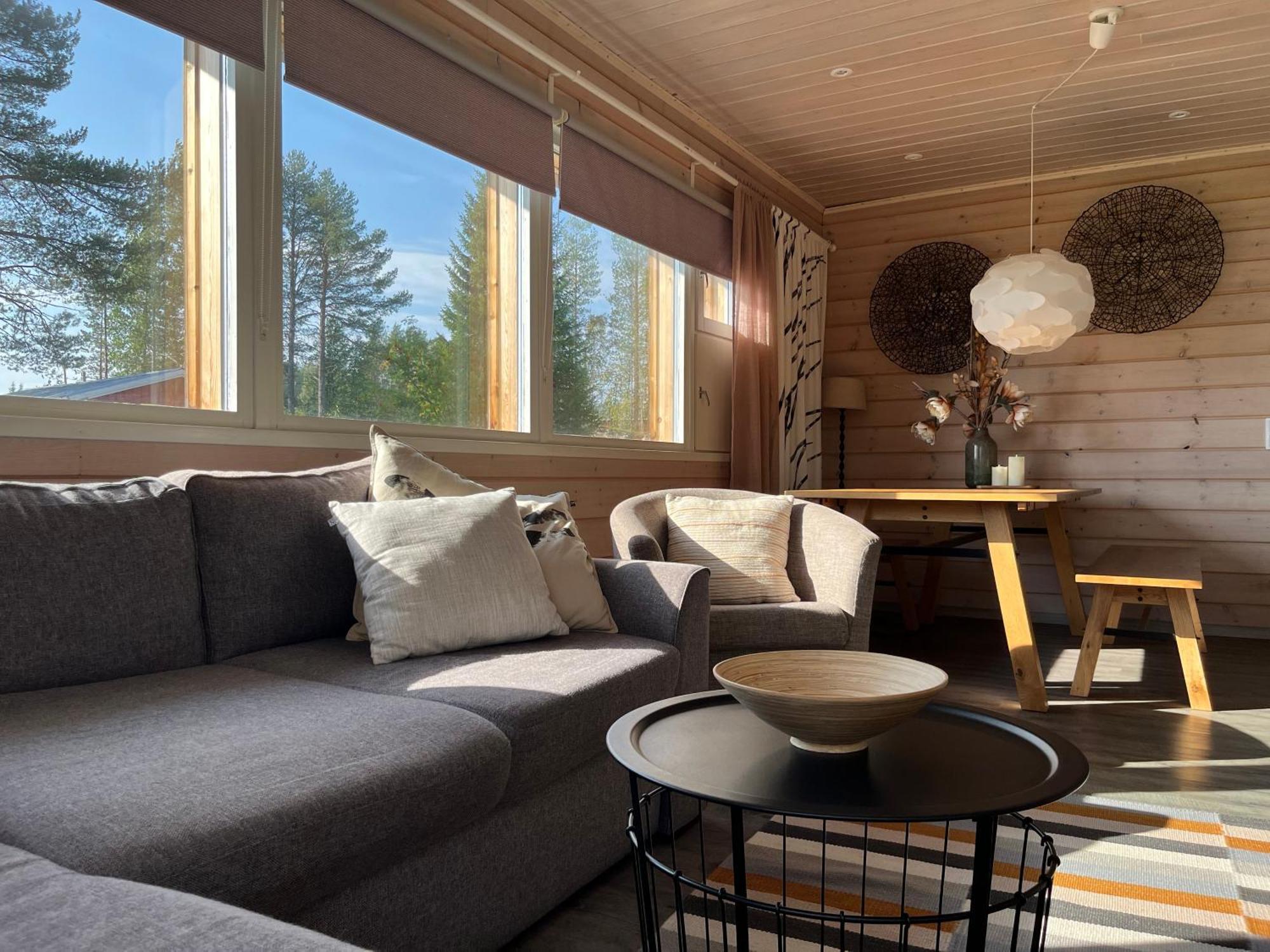 Vikajaervi Lake View Experience Igloos Rovaniemi Exterior photo