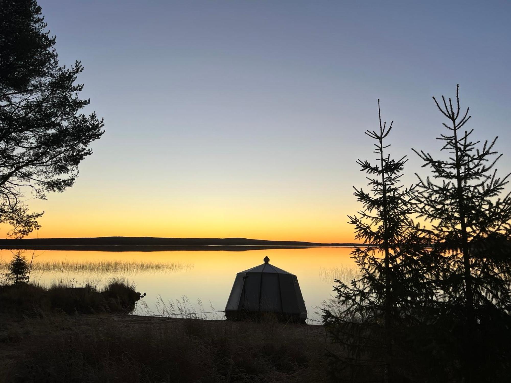 Vikajaervi Lake View Experience Igloos Rovaniemi Exterior photo